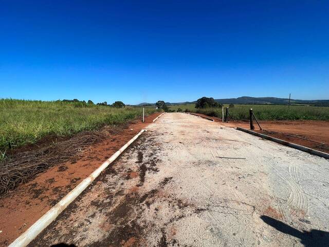 Terreno para Venda em Mateus Leme - 4