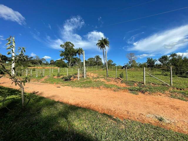 #688 - Terreno para Venda em Itaguara - MG - 2